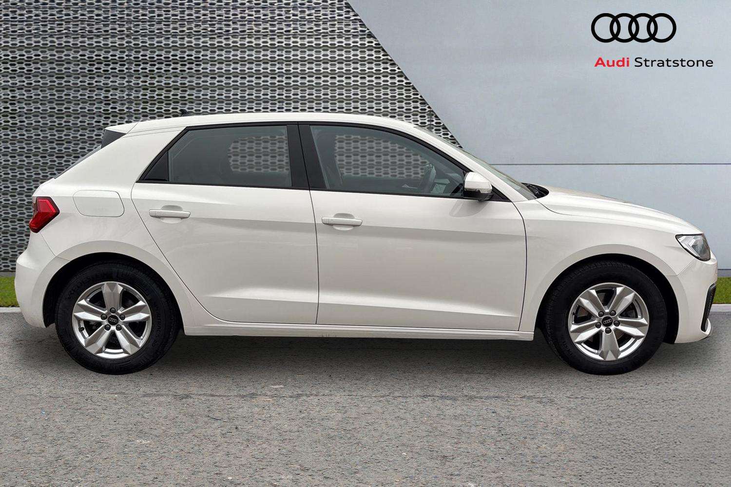 Used Audi A1 2022 for sale - 77044174: Photo 4