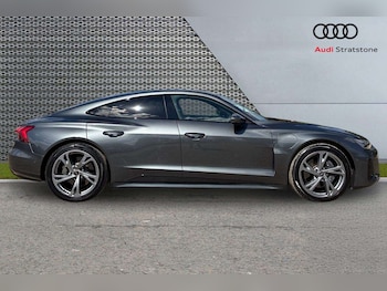 Used Audi e-tron GT 2023 for sale - 79455756: Photo
