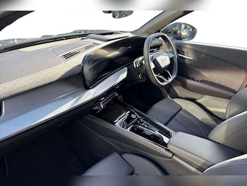 Used Audi Q3 2025 for sale - 77361378: Photo