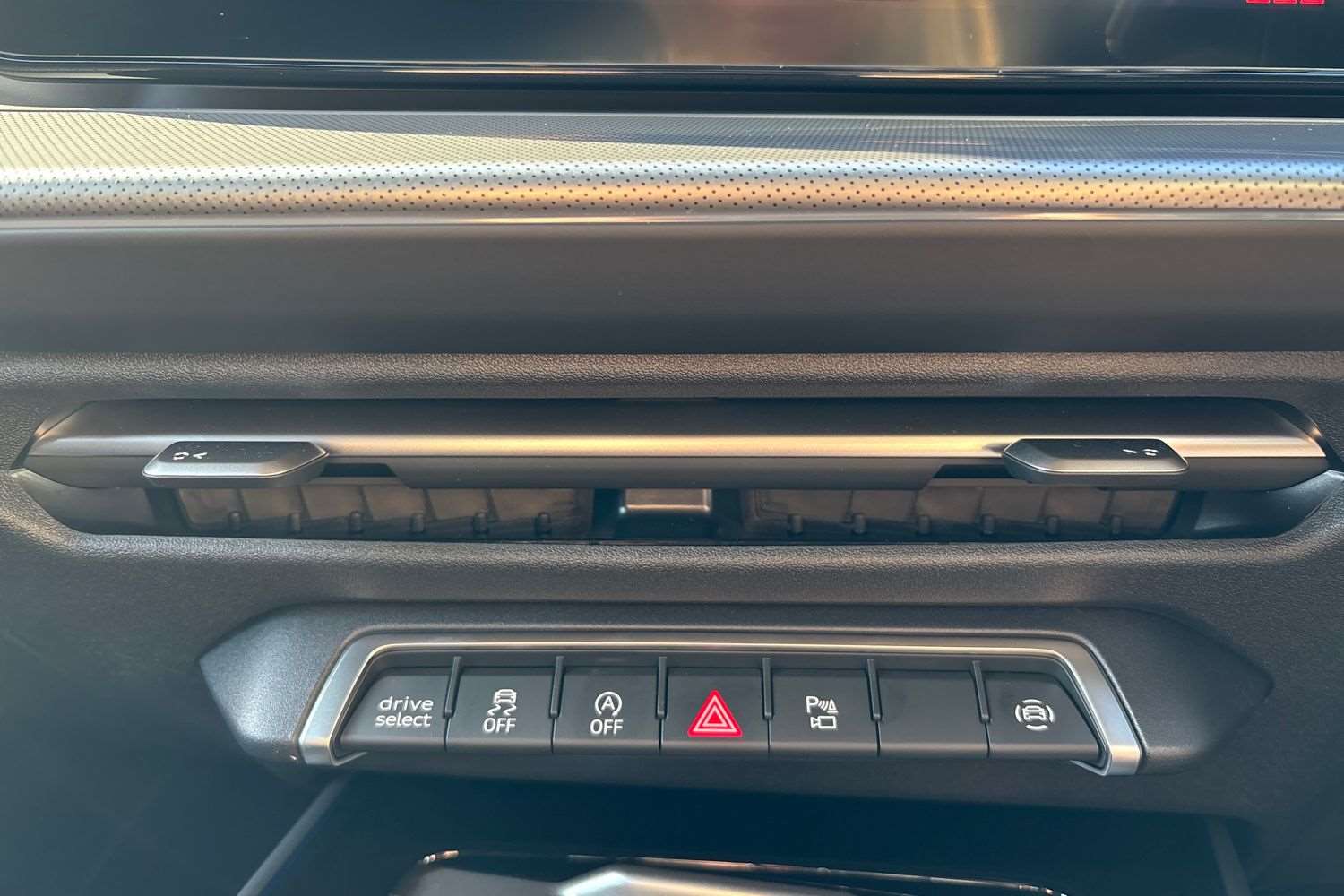 Used Audi Q3 2025 for sale - 77361378: Photo 30