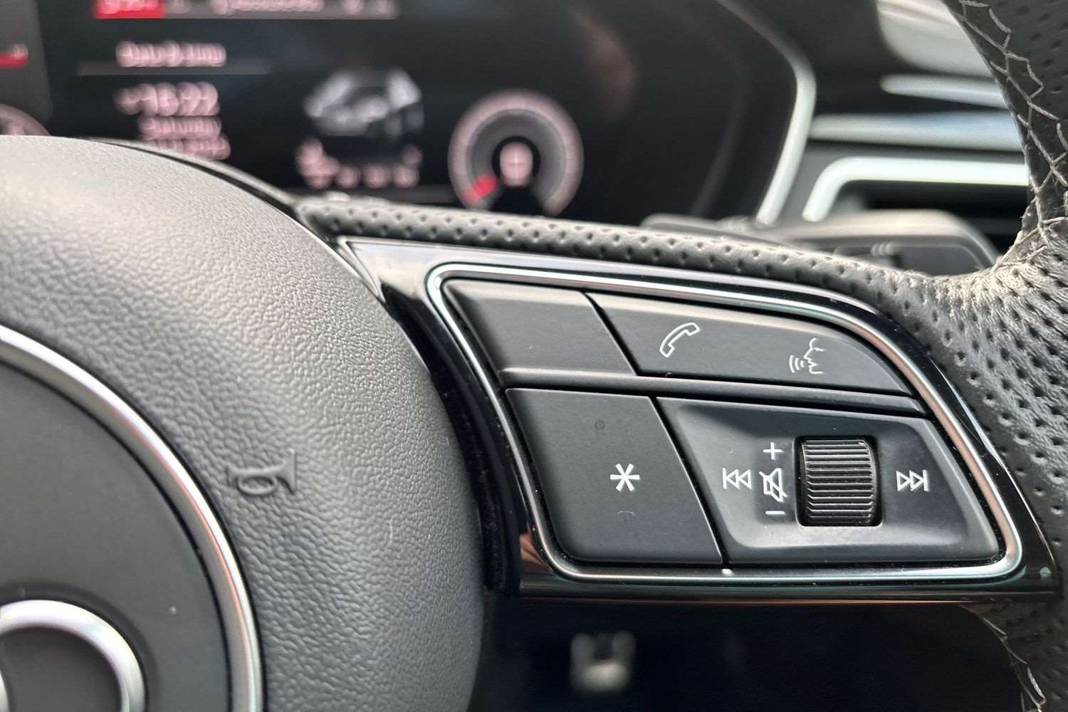 Used Audi A4 2023 for sale - 77347937: Photo 17