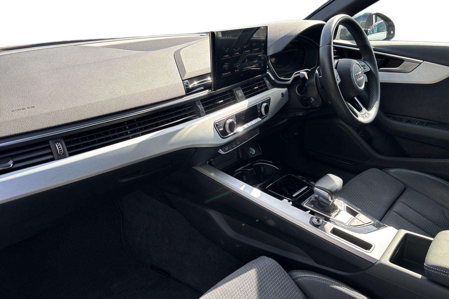 Used Audi A4 2021 for sale - 76063407: Photo 2