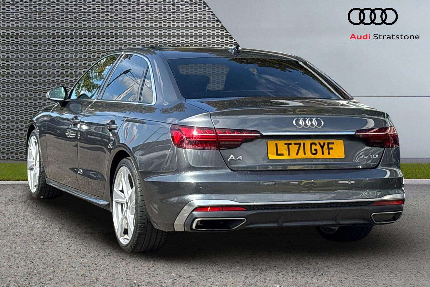 Used Audi A4 2021 for sale - 76063407: Photo 3