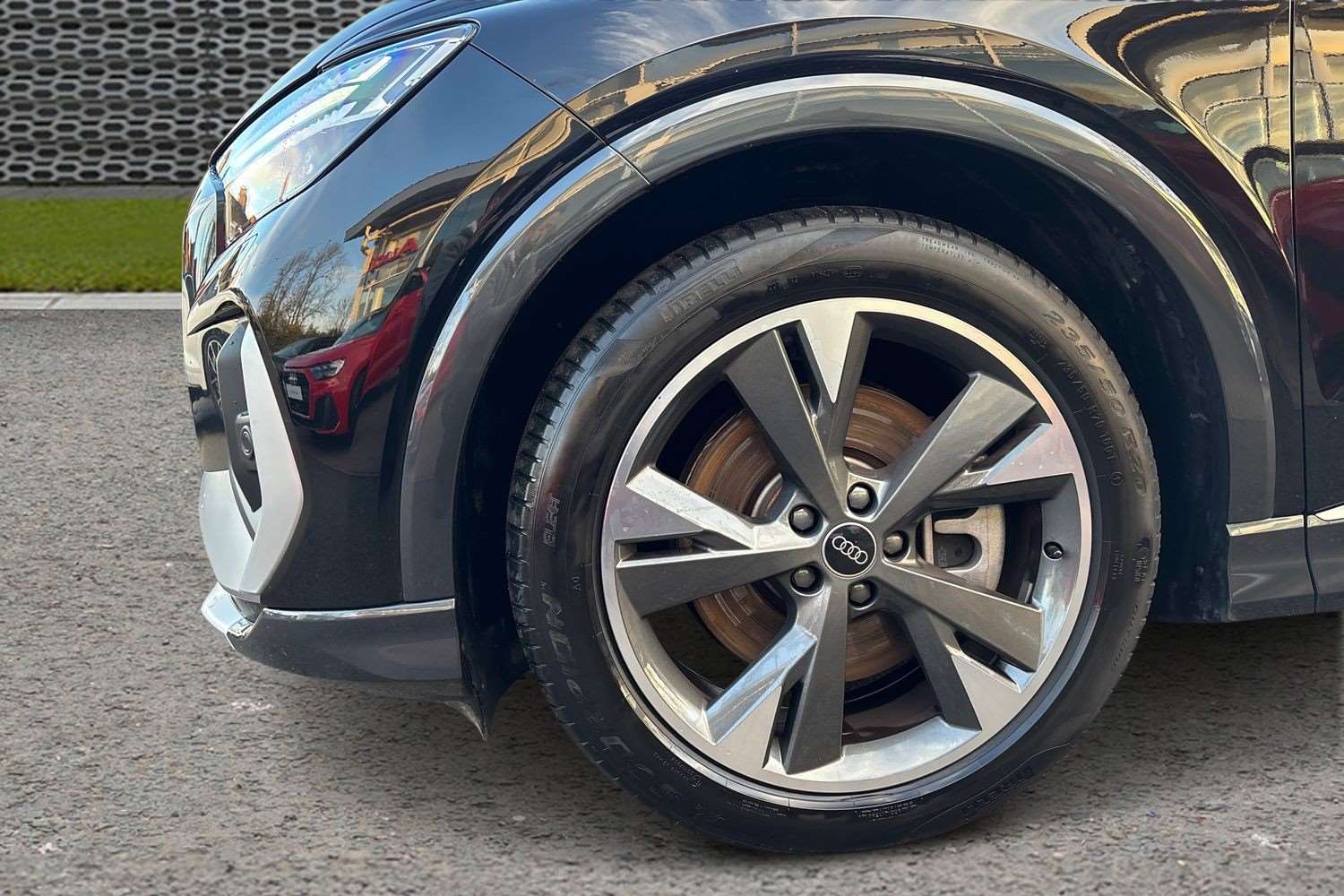 Used Audi Q4 e-tron 2024 for sale - 76718300: Photo 11