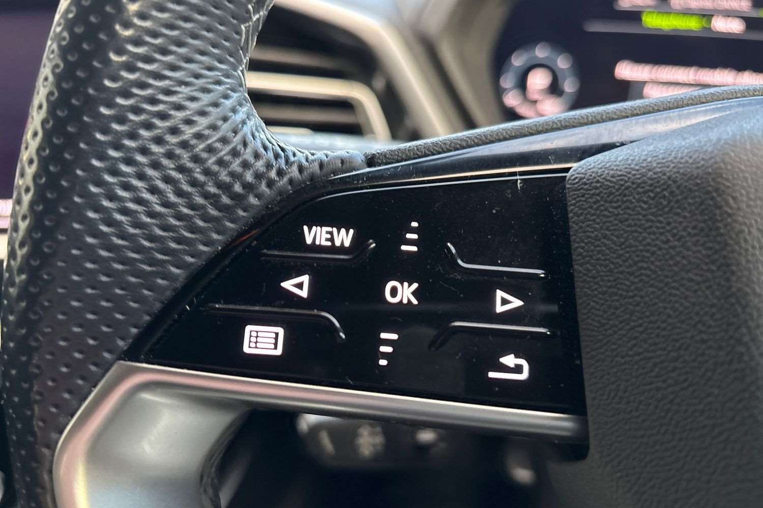 Used Audi Q4 e-tron 2024 for sale - 76718300: Photo 16