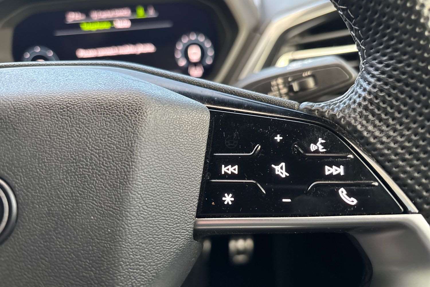 Used Audi Q4 e-tron 2024 for sale - 76718300: Photo 17