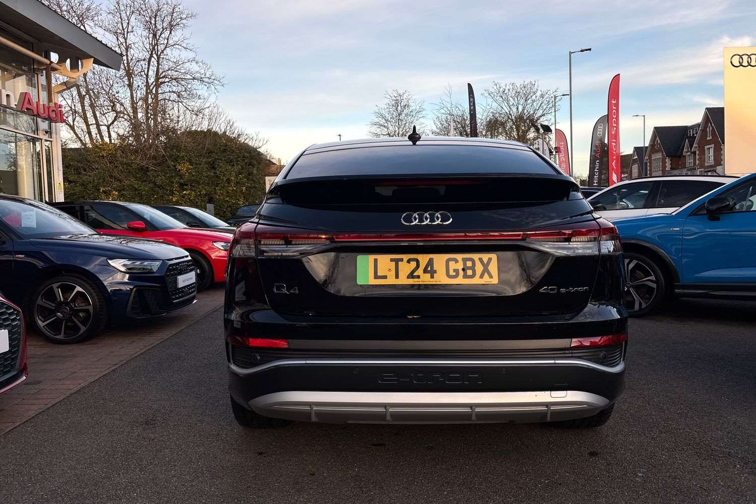 Used Audi Q4 e-tron 2024 for sale - 76718300: Photo 32