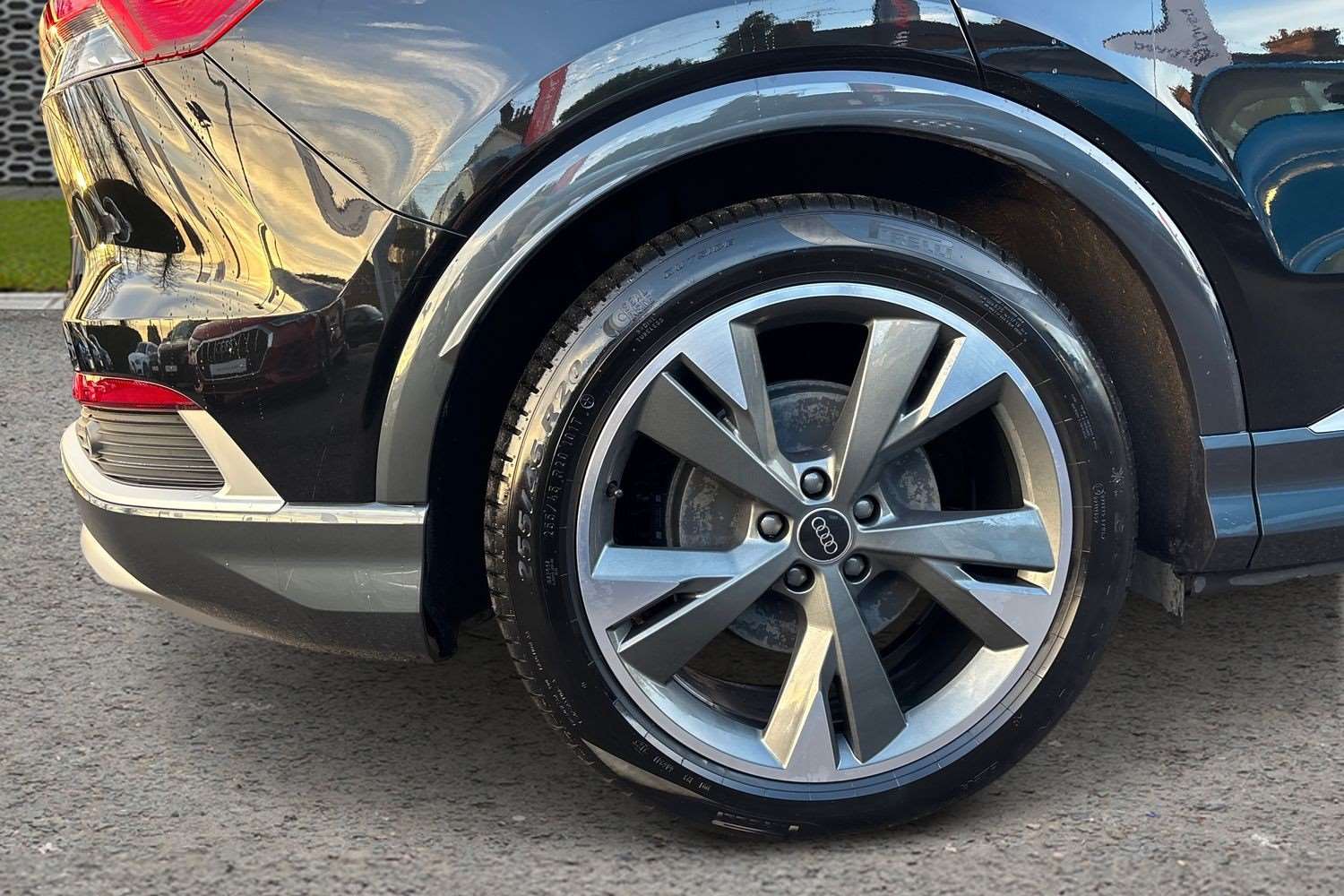 Used Audi Q4 e-tron 2024 for sale - 76718300: Photo 9