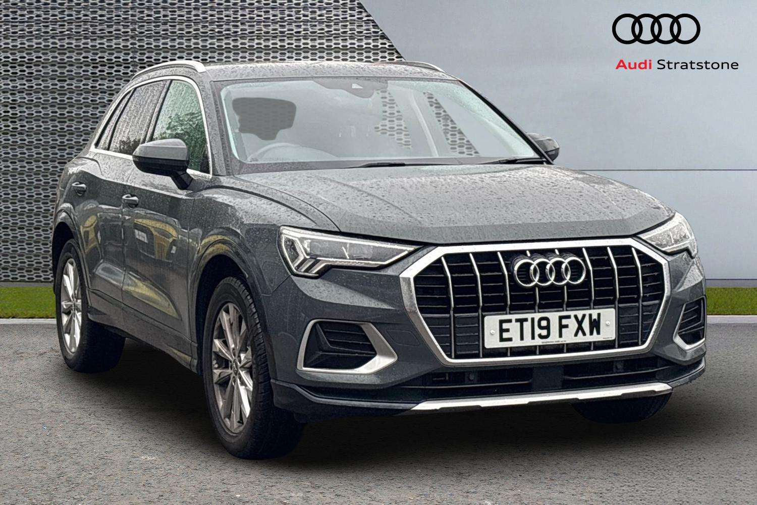 Used Audi Q3 2019 for sale - 76262519: Photo 1