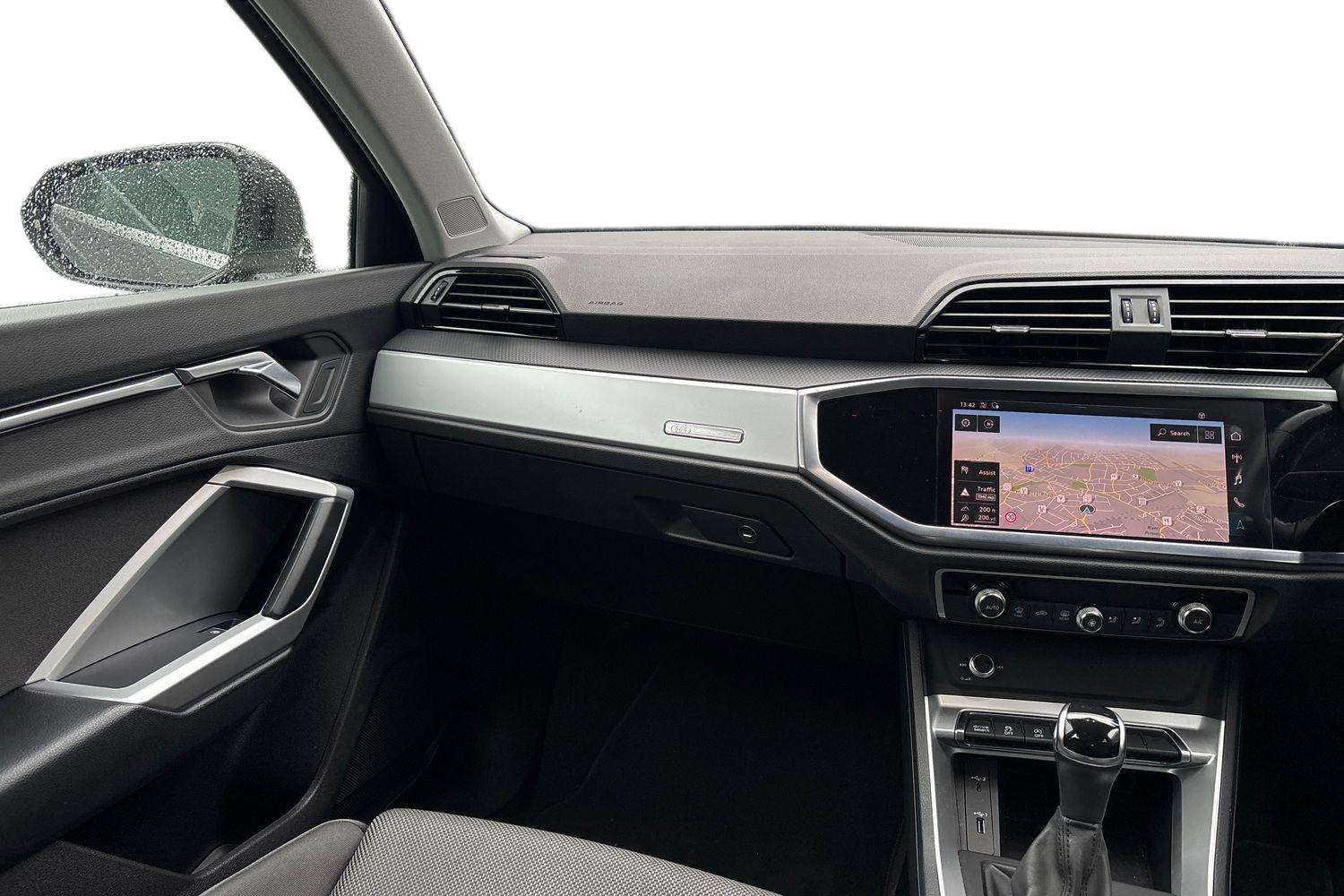 Used Audi Q3 2019 for sale - 76262519: Photo 19