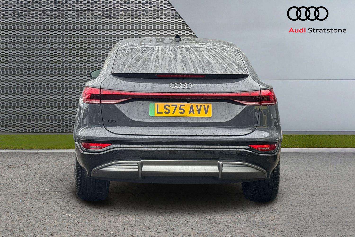 Used Audi Q6 e-tron 2025 for sale - 76100638: Photo 7