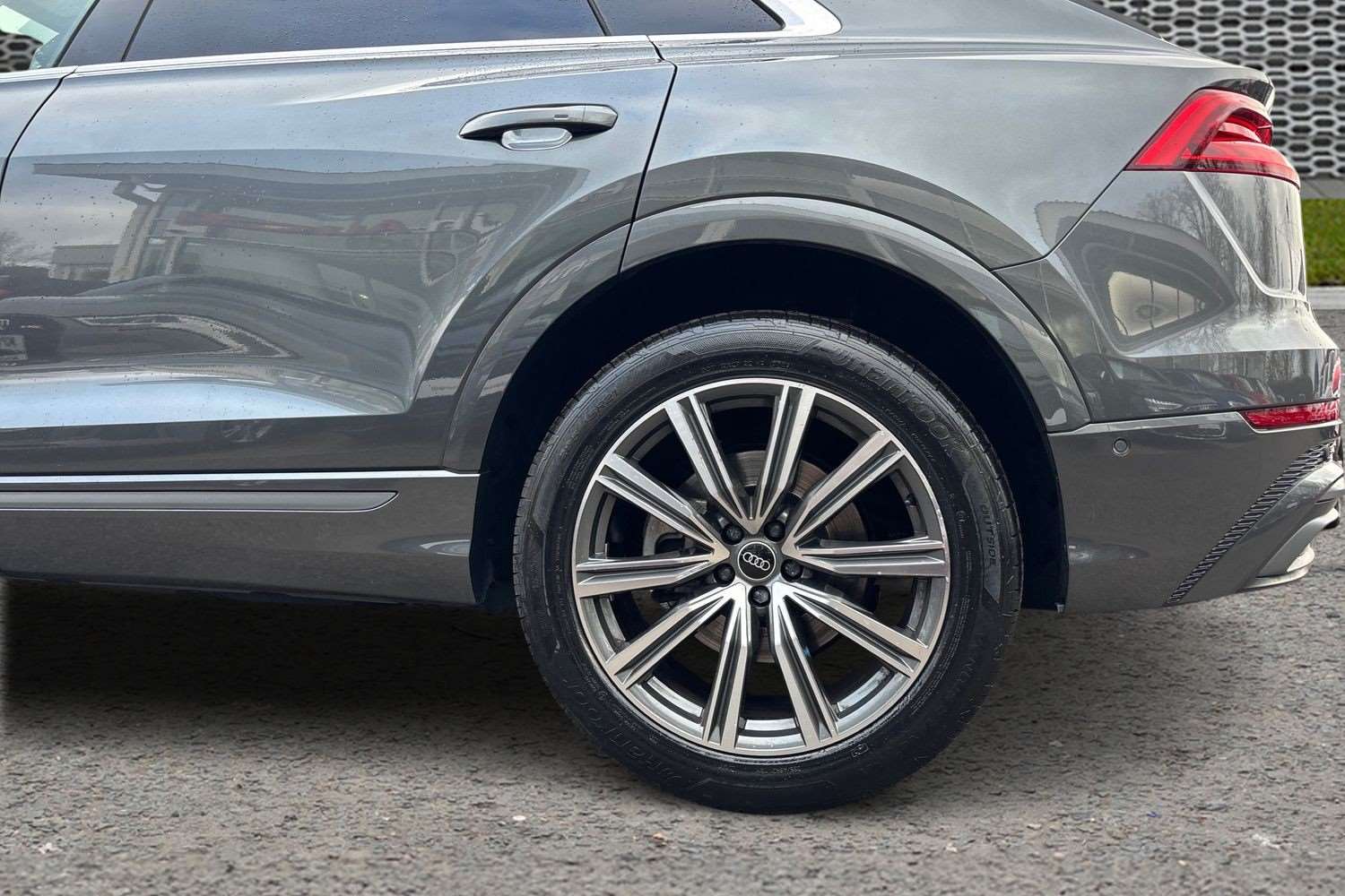 Used Audi Q8 2023 for sale - 76515709: Photo 10