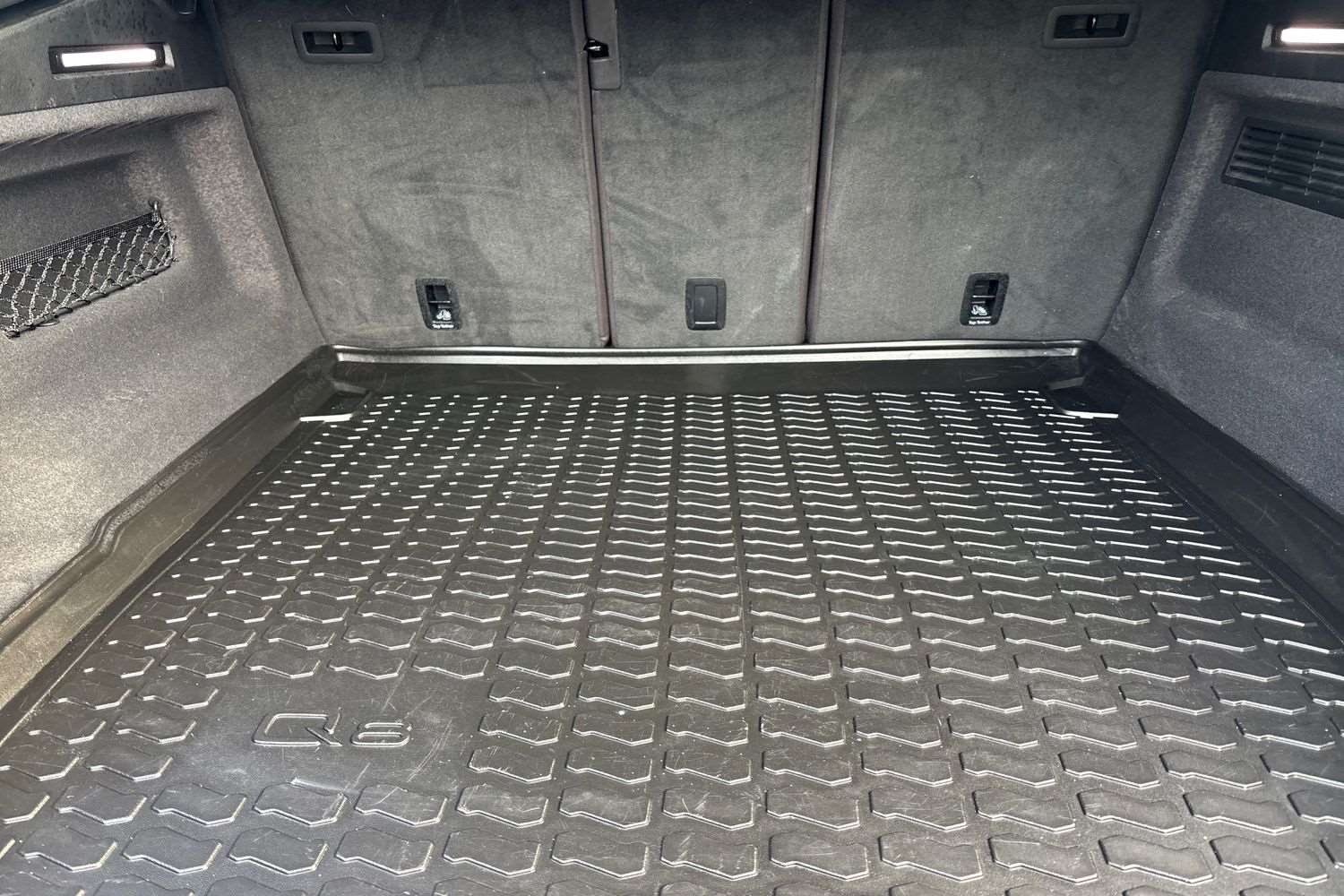 Used Audi Q8 2023 for sale - 76515709: Photo 13