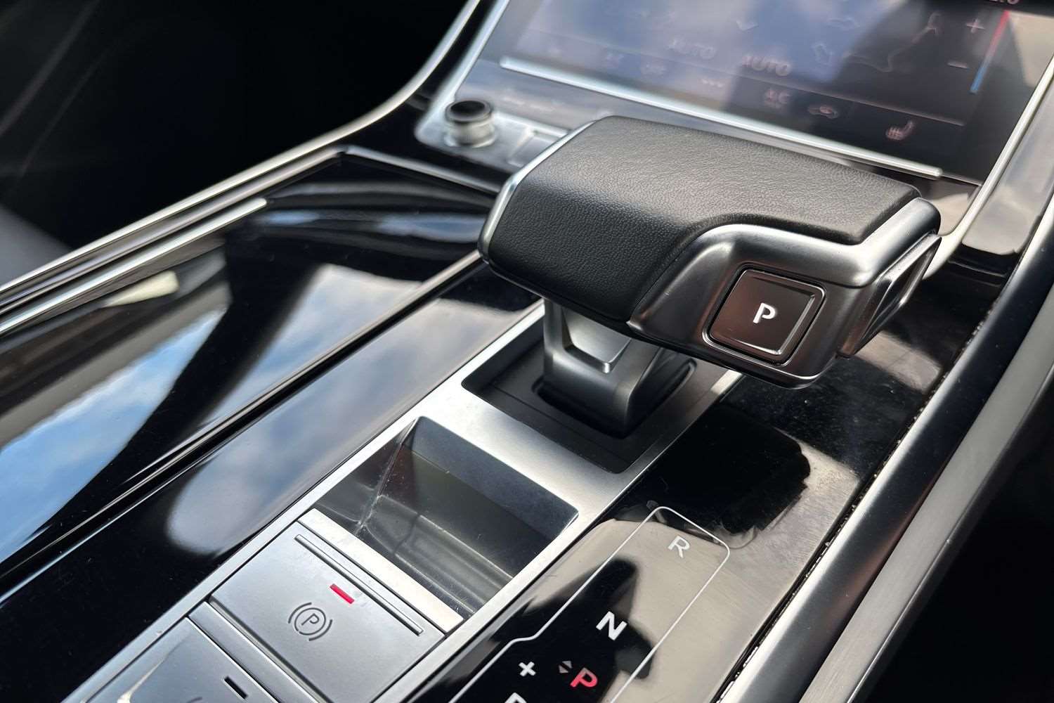 Used Audi Q8 2023 for sale - 76515709: Photo 15