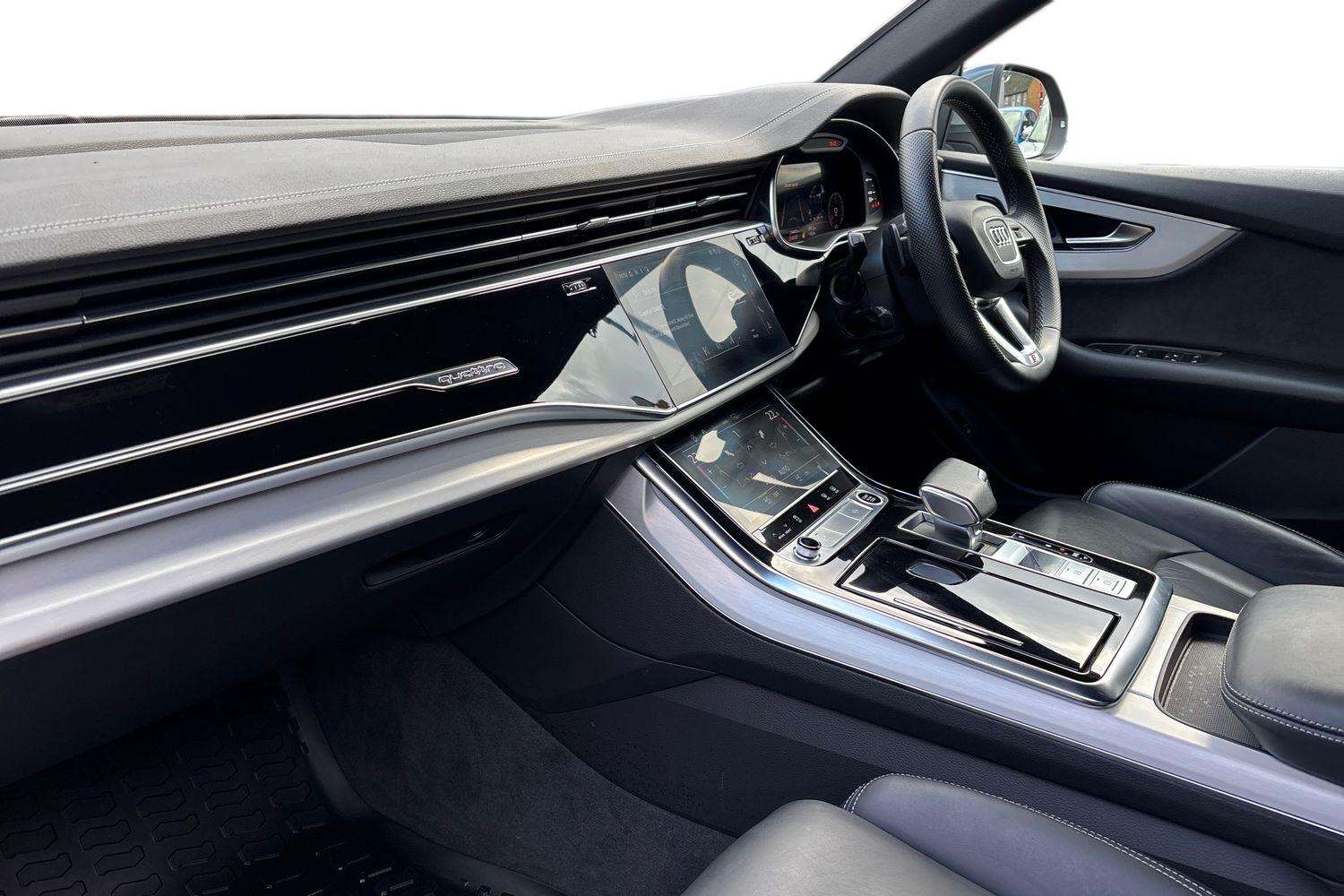 Used Audi Q8 2023 for sale - 76515709: Photo 2