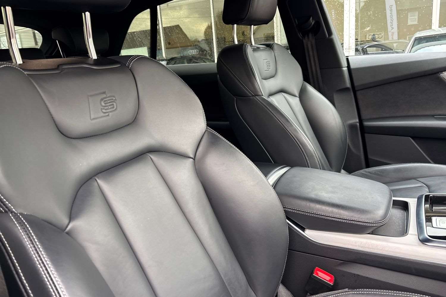 Used Audi Q8 2023 for sale - 76515709: Photo 30