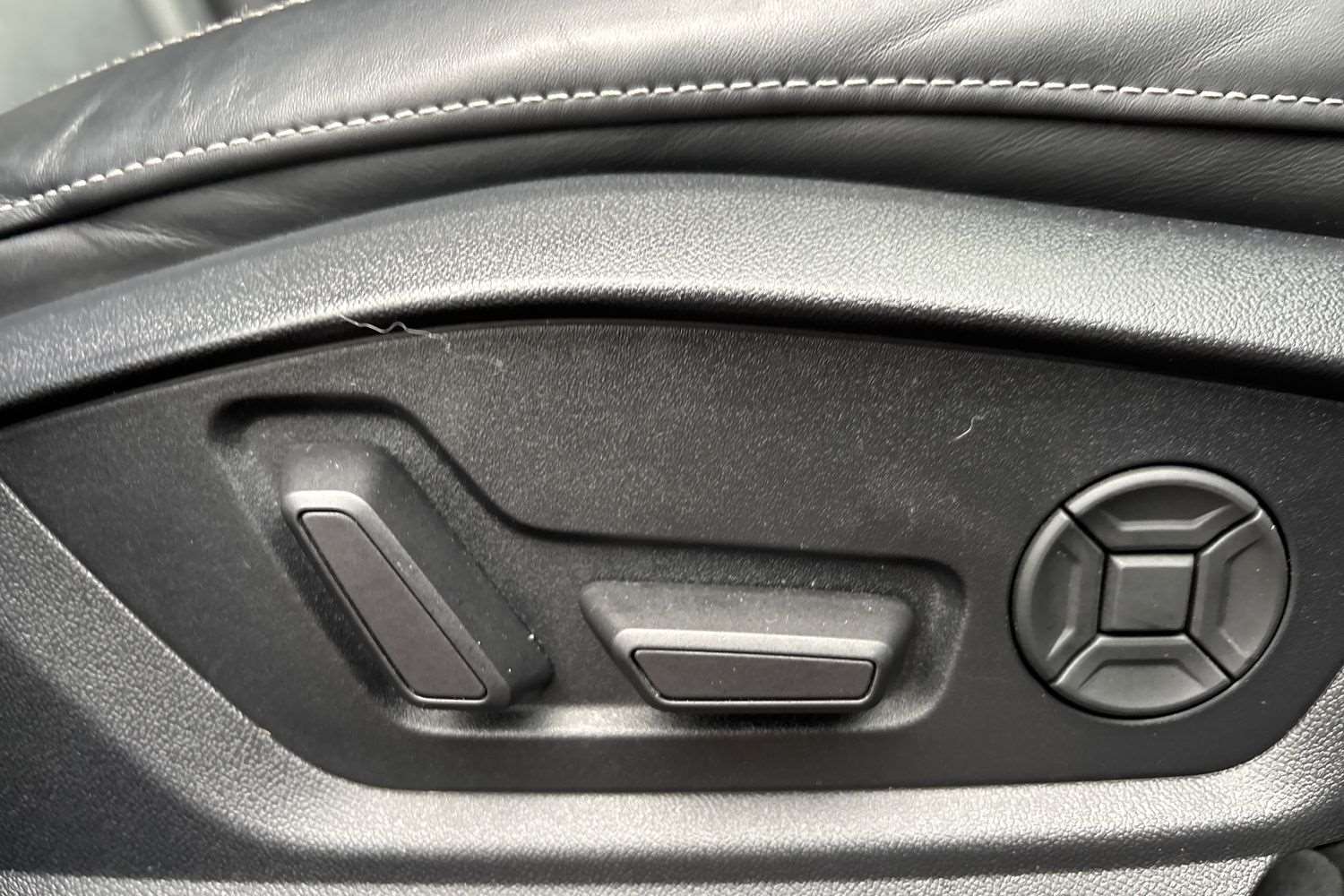 Used Audi Q8 2023 for sale - 76515709: Photo 31