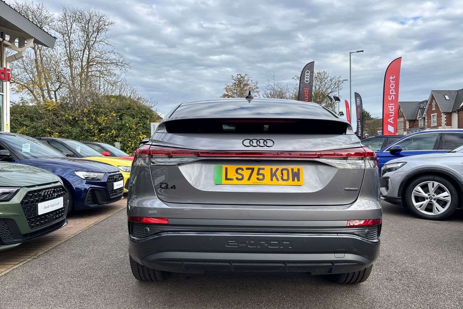 Used Audi Q4 e-tron 2025 for sale - 77361326: Photo 31