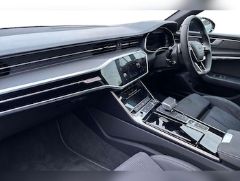 Used Audi A6 2024 for sale - 77500377: Photo