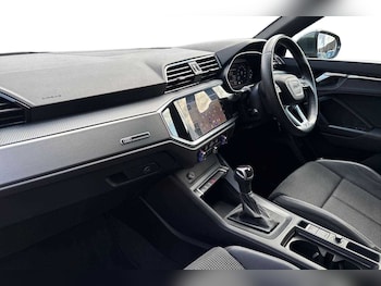 Used Audi Q3 2023 for sale - 75496589: Photo