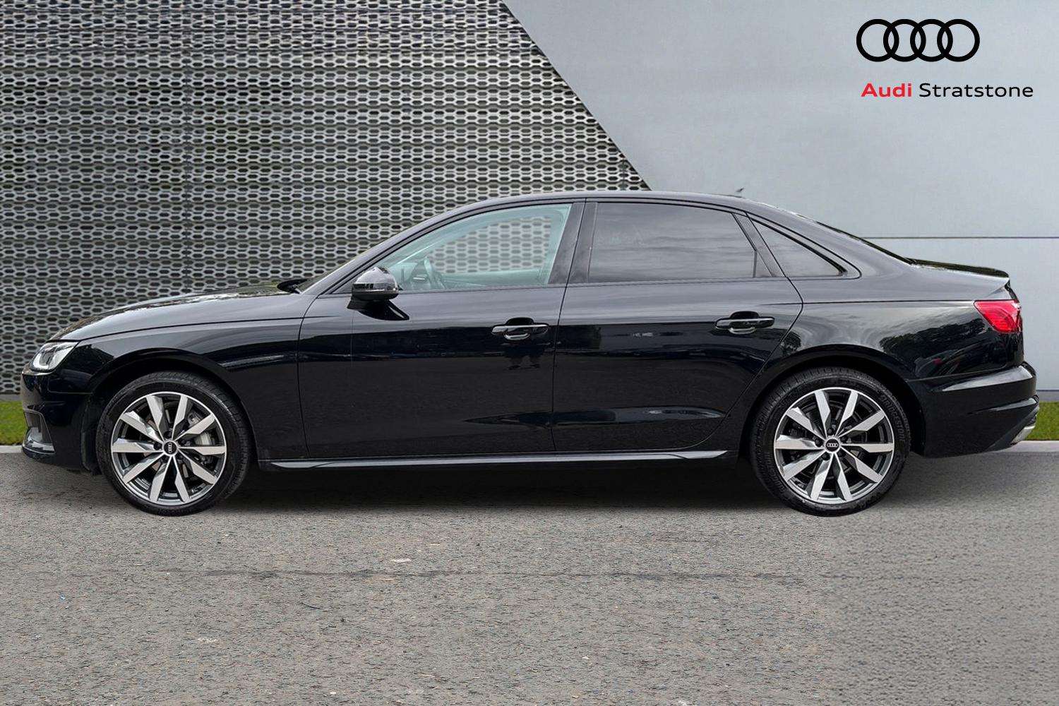 Used Audi A4 2023 for sale - 76022393: Photo 8