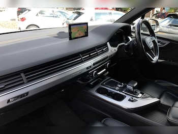 Used Audi Q7 2017 for sale - 76272210: Photo