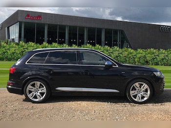 Used Audi Q7 2017 for sale - 76272210: Photo