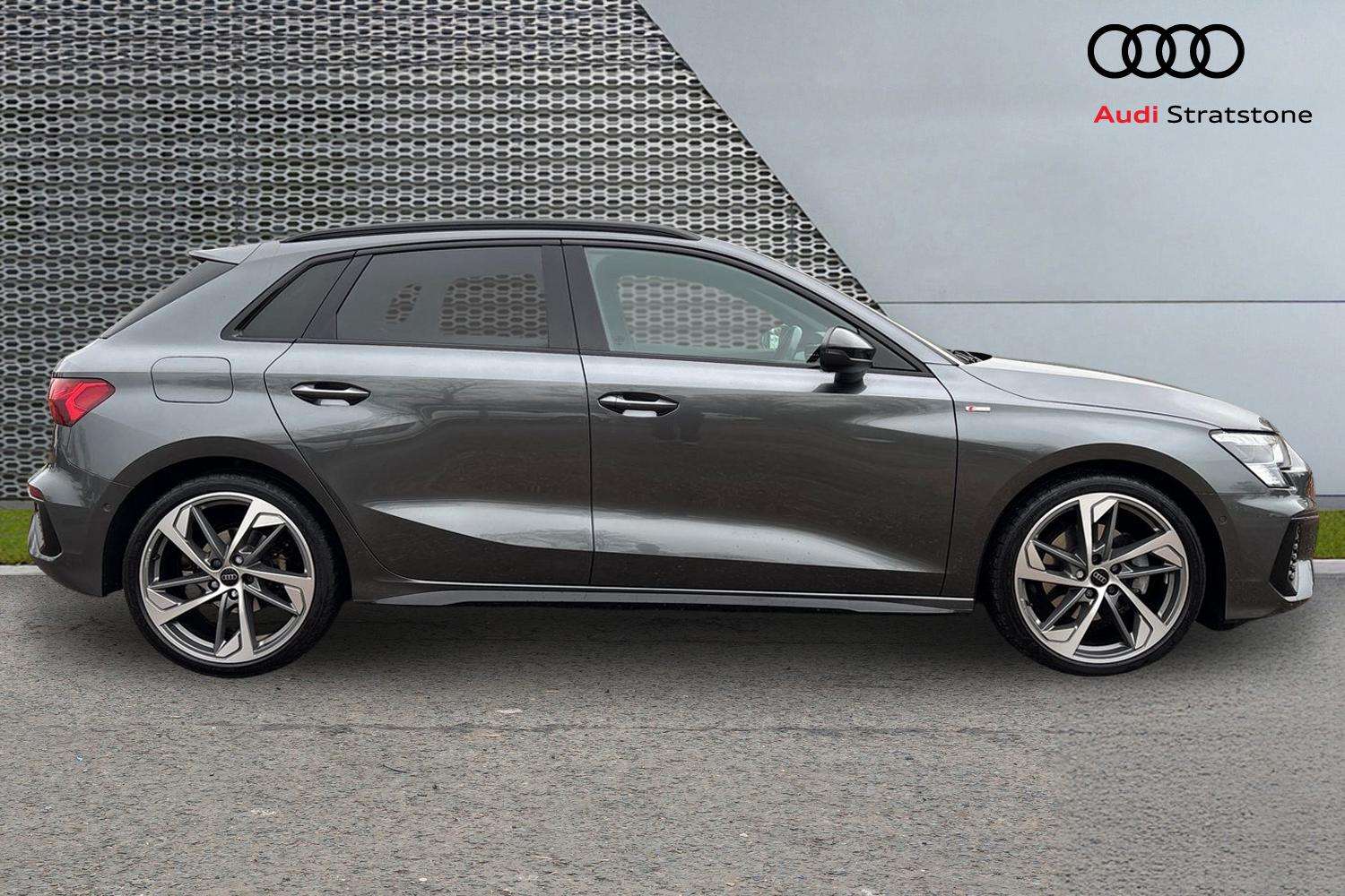 Used Audi A3 2023 for sale - 76421132: Photo 4