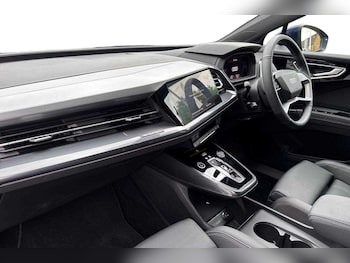 Used Audi Q4 e-tron 2025 for sale - 76176921: Photo 2