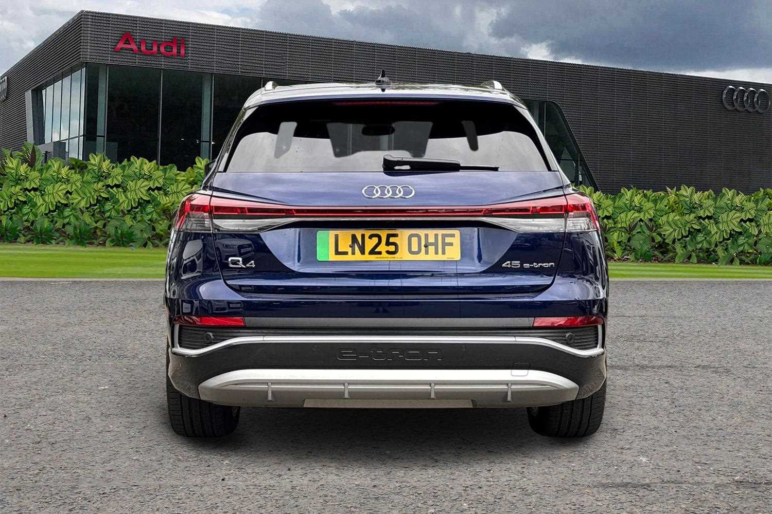 Used Audi Q4 e-tron 2025 for sale - 76176921: Photo 7