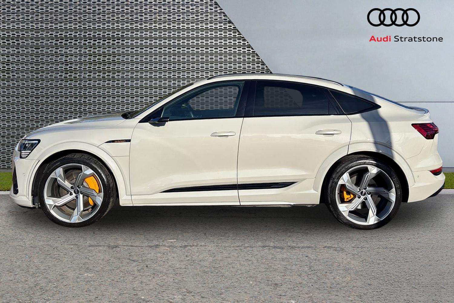 Used Audi e-tron 2022 for sale - 77361454: Photo 8