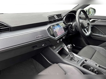 Used Audi Q3 2021 for sale - 75480629: Photo