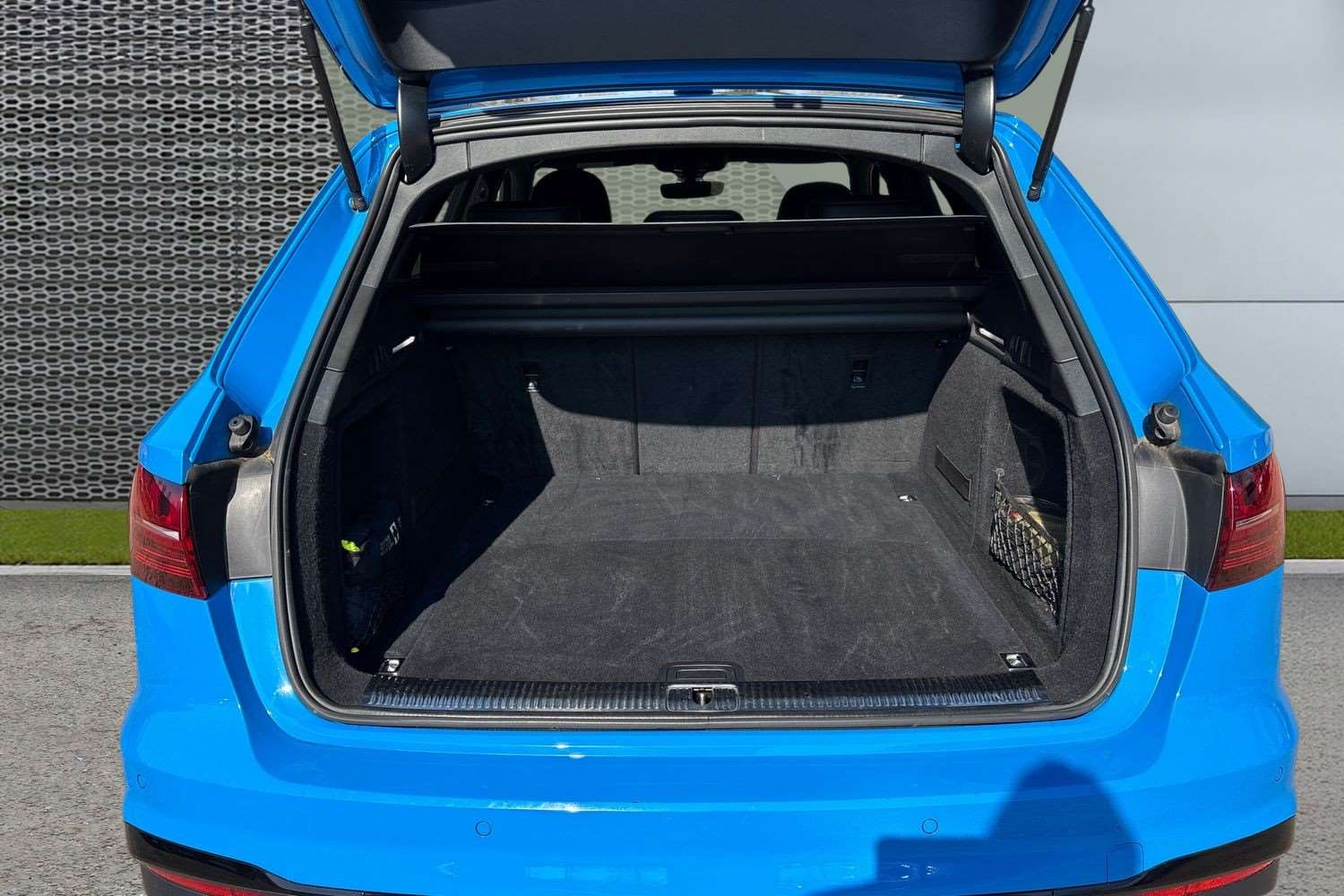 Used Audi A4 2020 for sale - 78089850: Photo 13