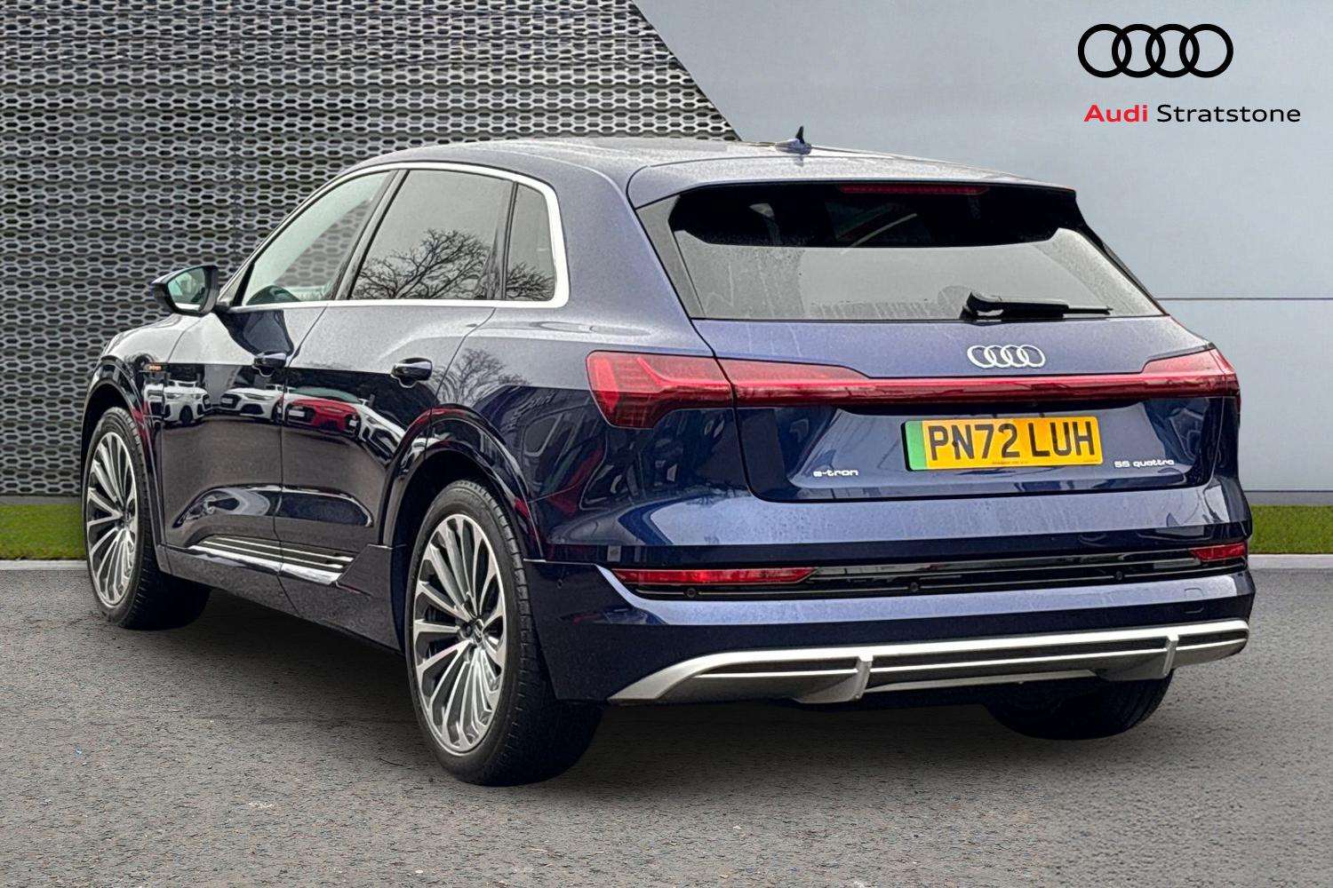 Used Audi e-tron 2022 for sale - 76967884: Photo 3