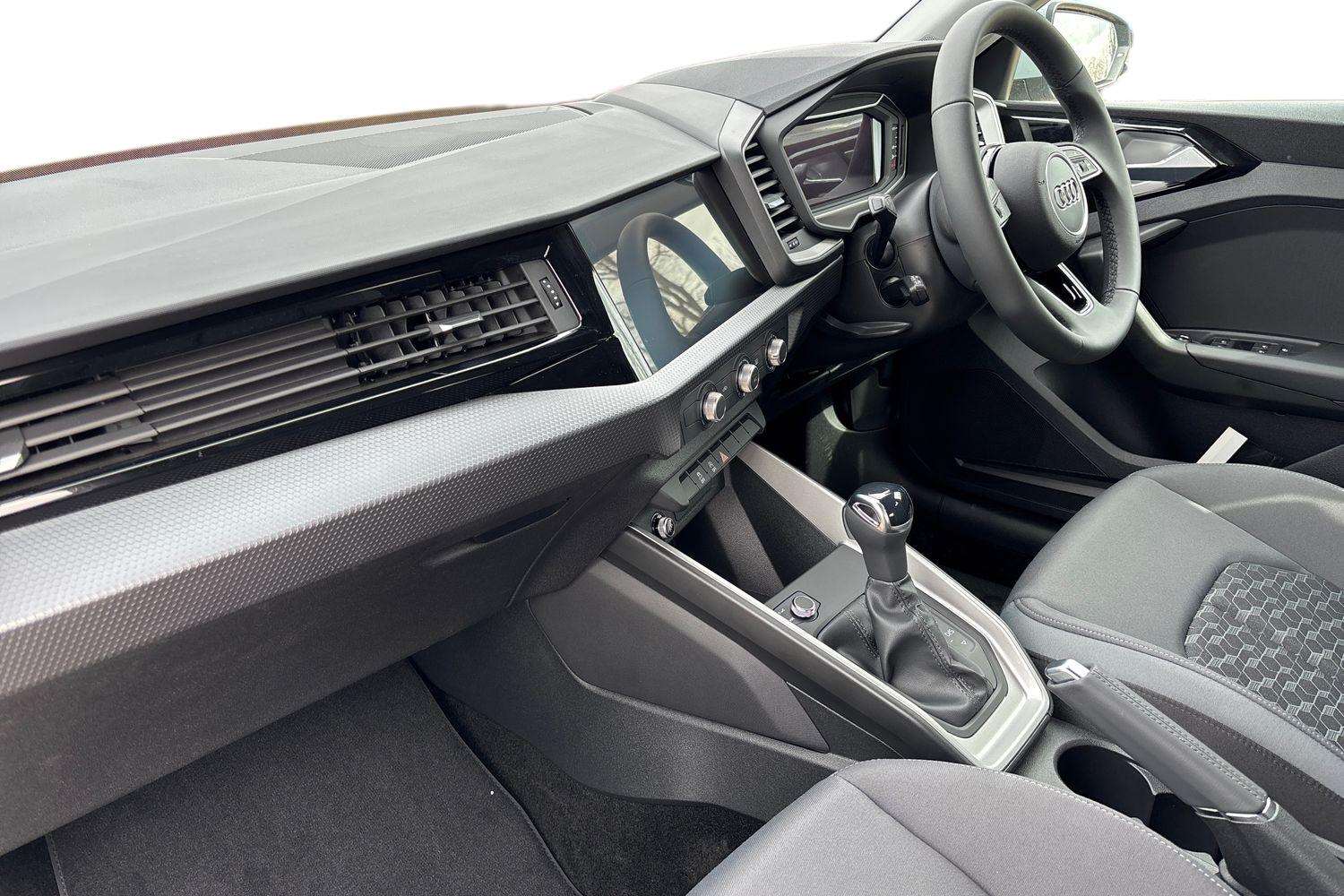 Used Audi A1 2026 for sale - 78187860: Photo 2