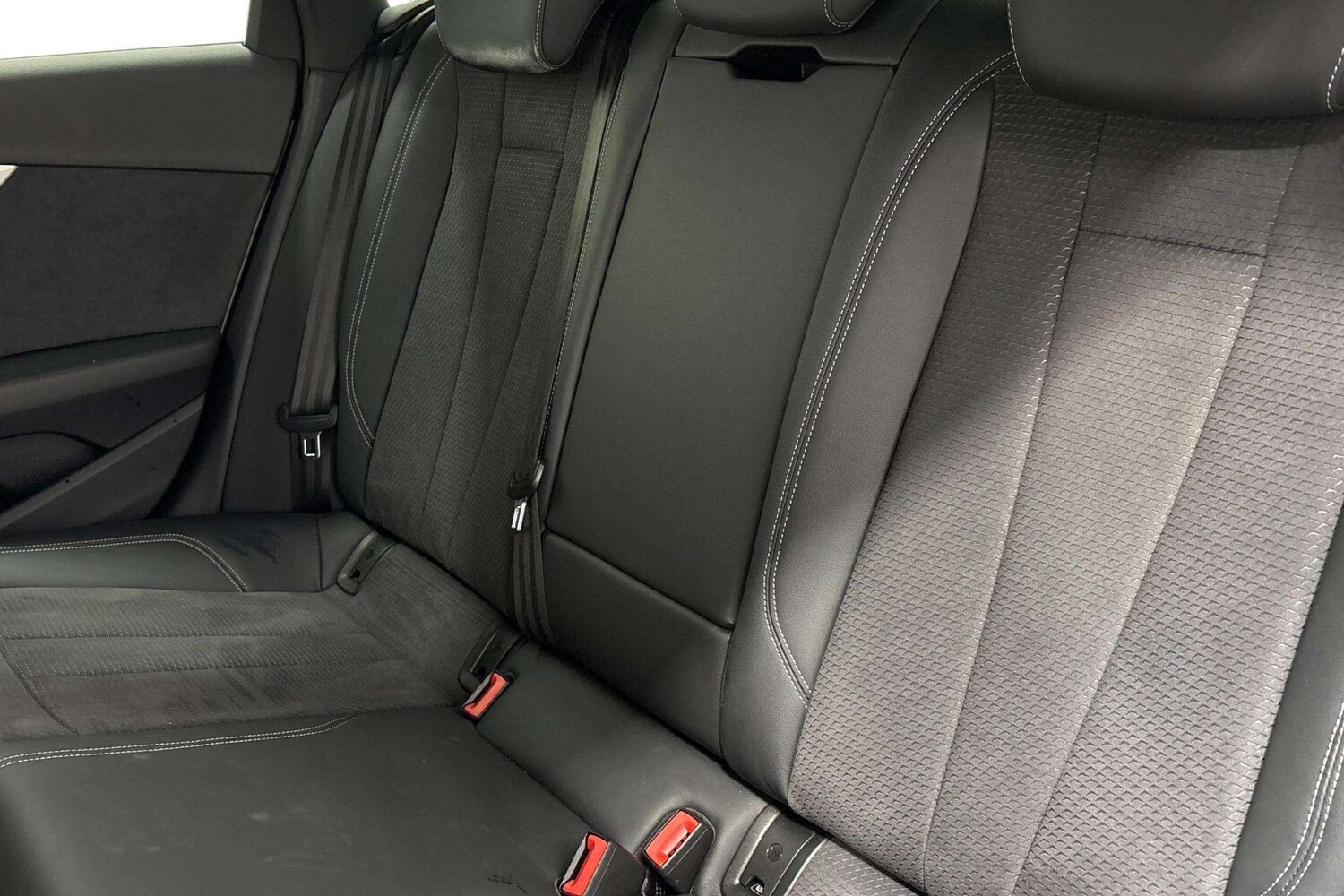 Used Audi A4 2022 for sale - 77361245: Photo 7