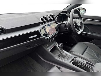 Used Audi Q3 2025 for sale - 75480599: Photo