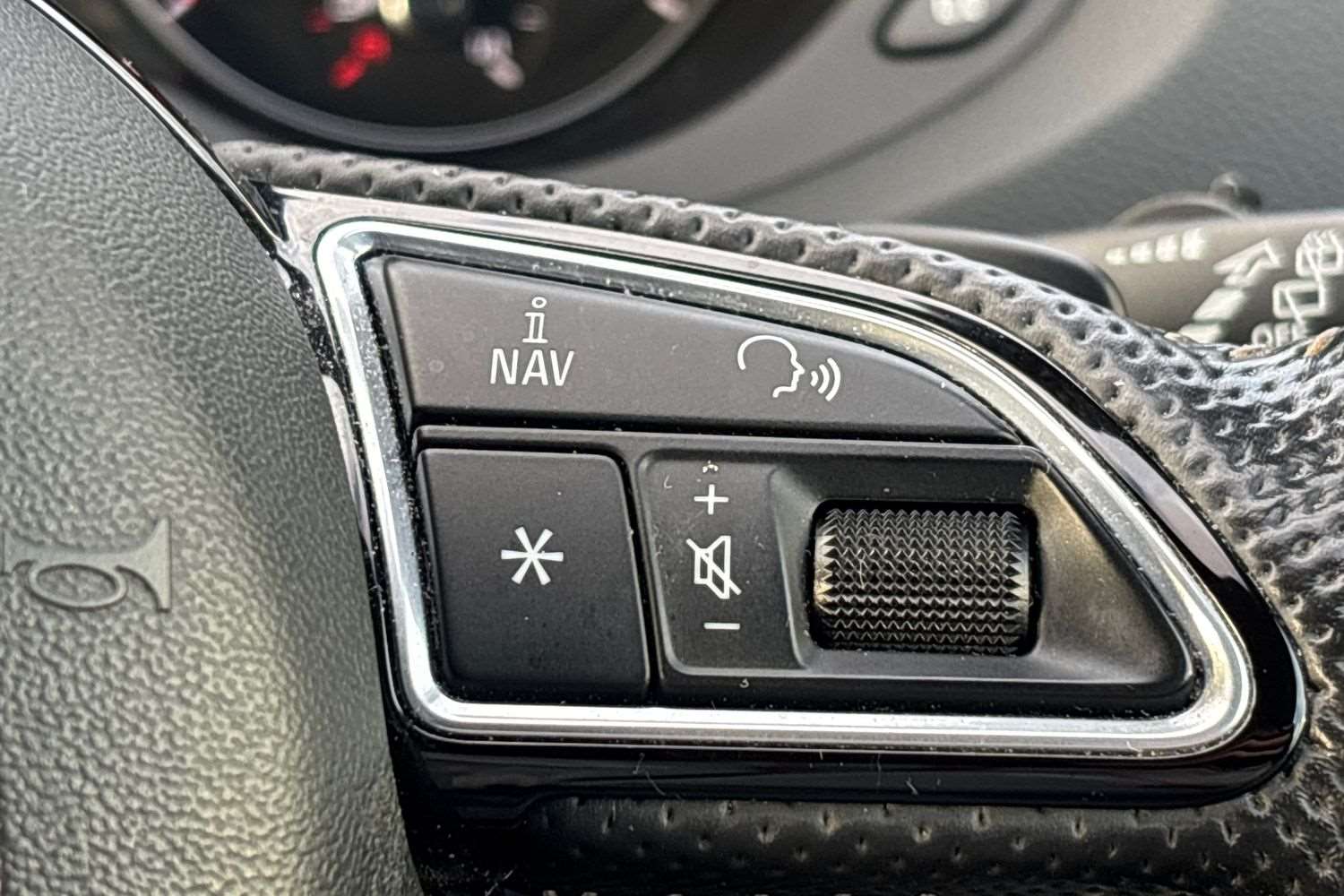 Used Audi Q3 2016 for sale - 77270149: Photo 17