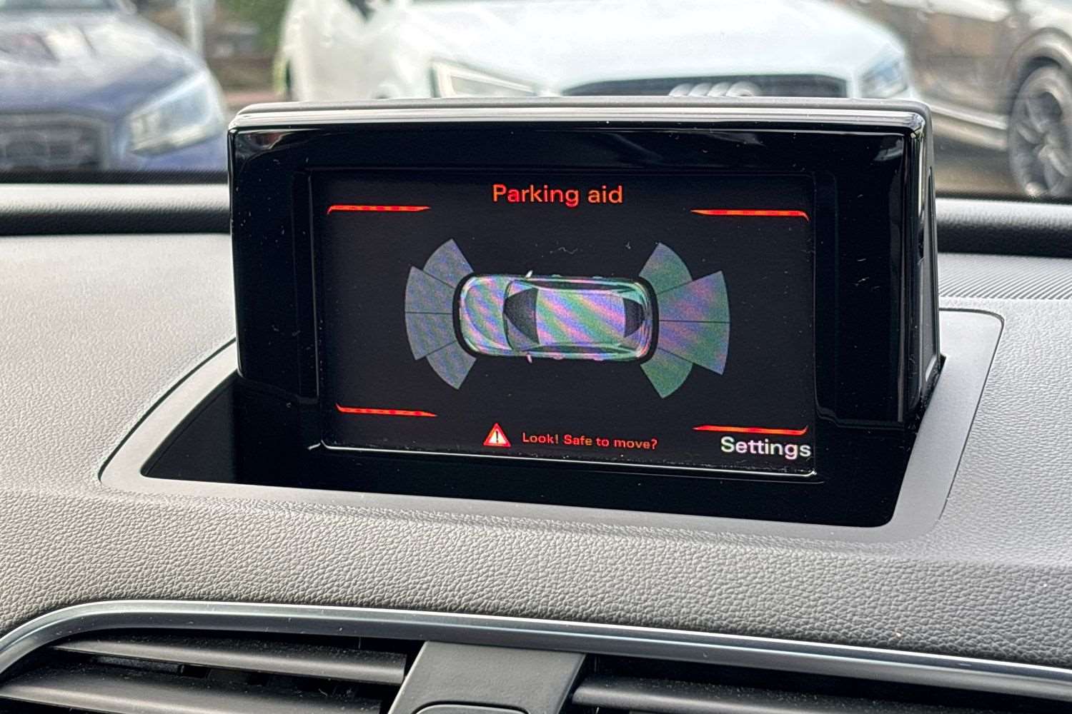 Used Audi Q3 2016 for sale - 77270149: Photo 26