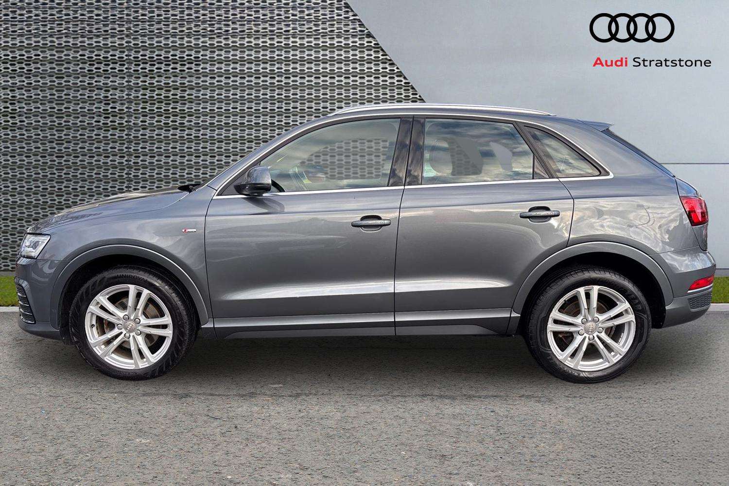 Used Audi Q3 2016 for sale - 77270149: Photo 8