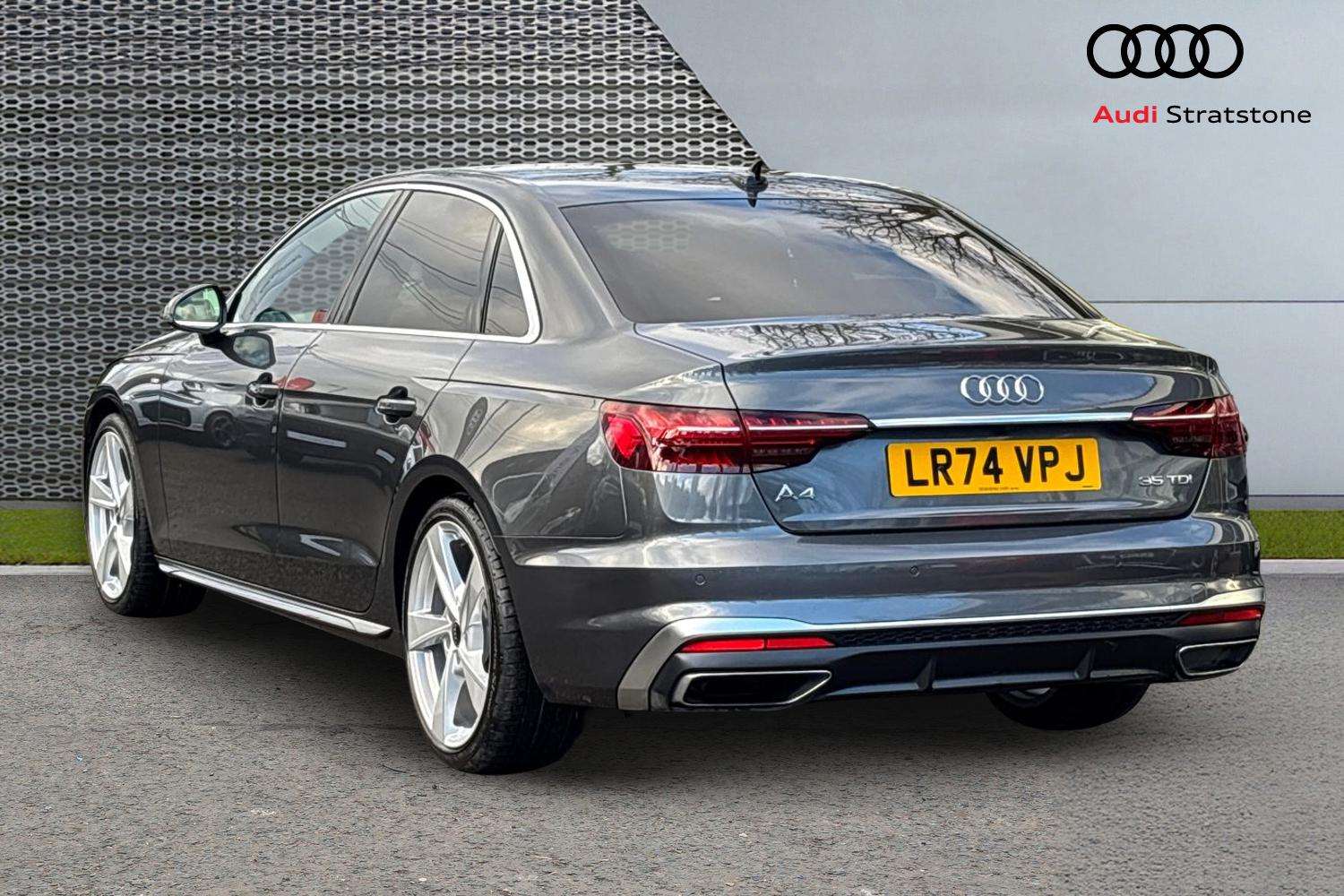 Used Audi A4 2024 for sale - 77281989: Photo 3