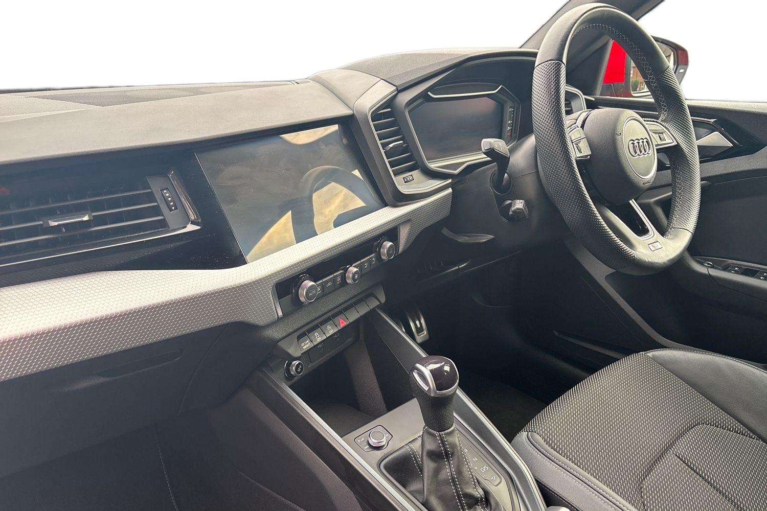Used Audi A1 2023 for sale - 76156246: Photo 2