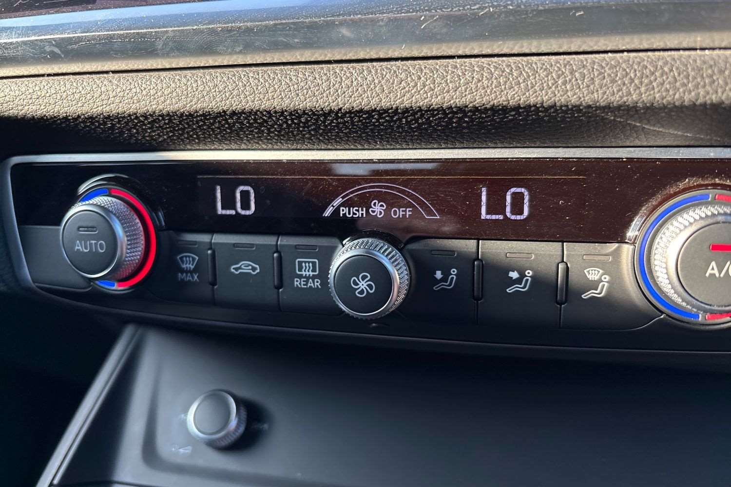 Used Audi Q3 2023 for sale - 78118654: Photo 28