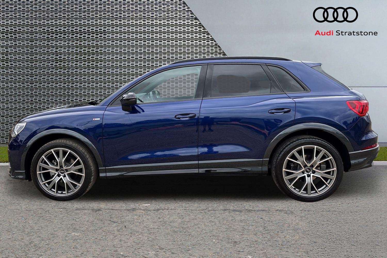 Used Audi Q3 2023 for sale - 76088035: Photo 8