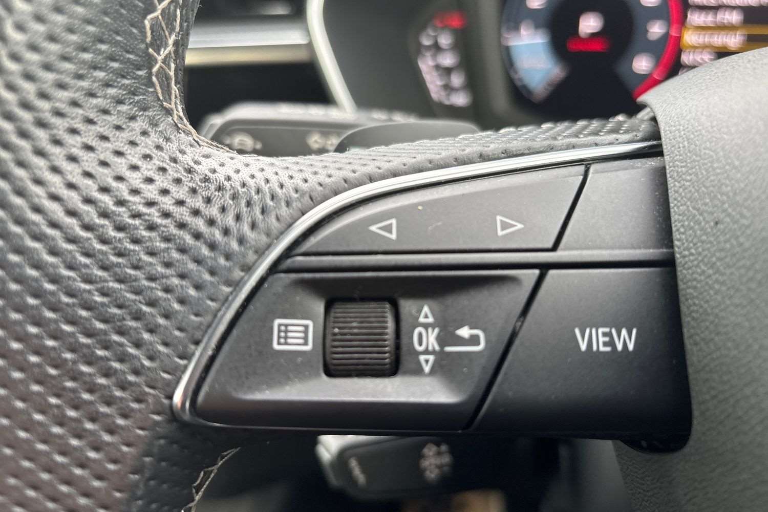 Used Audi Q3 2023 for sale - 76411411: Photo 16