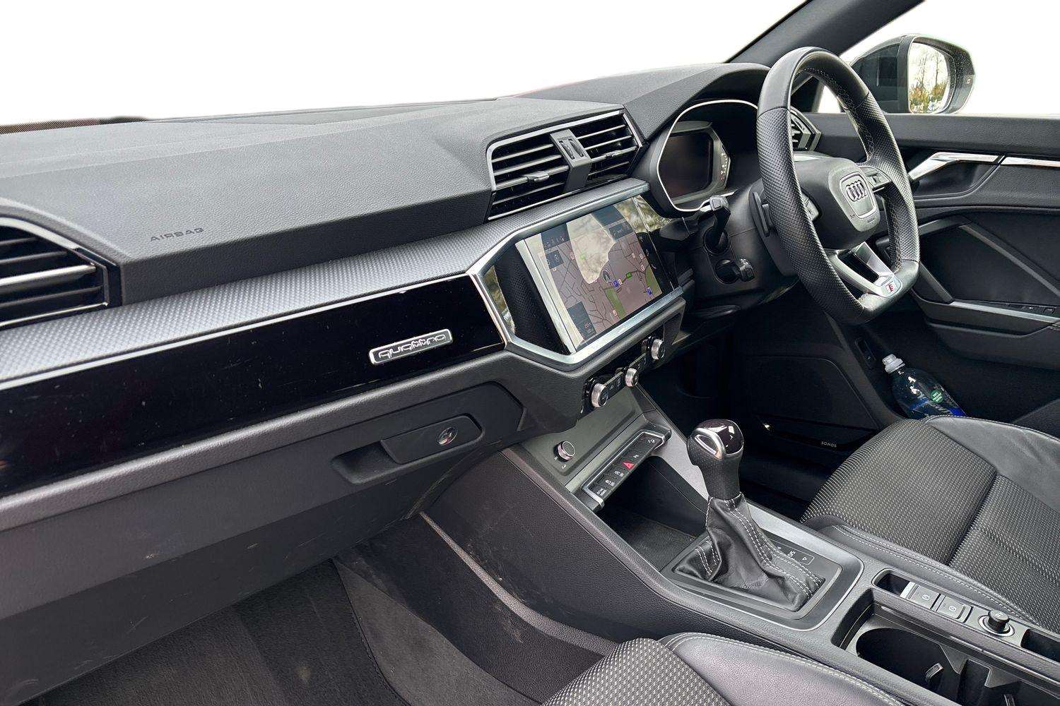 Used Audi Q3 2023 for sale - 76411411: Photo 2