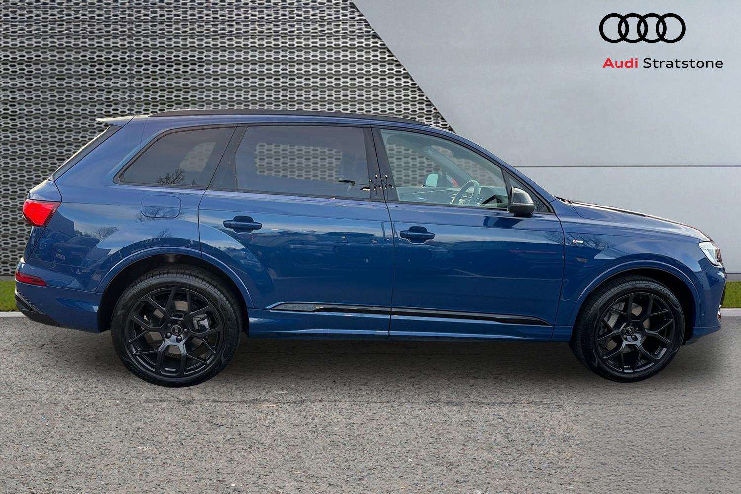 Used Audi Q7 2025 for sale - 76718298: Photo 4