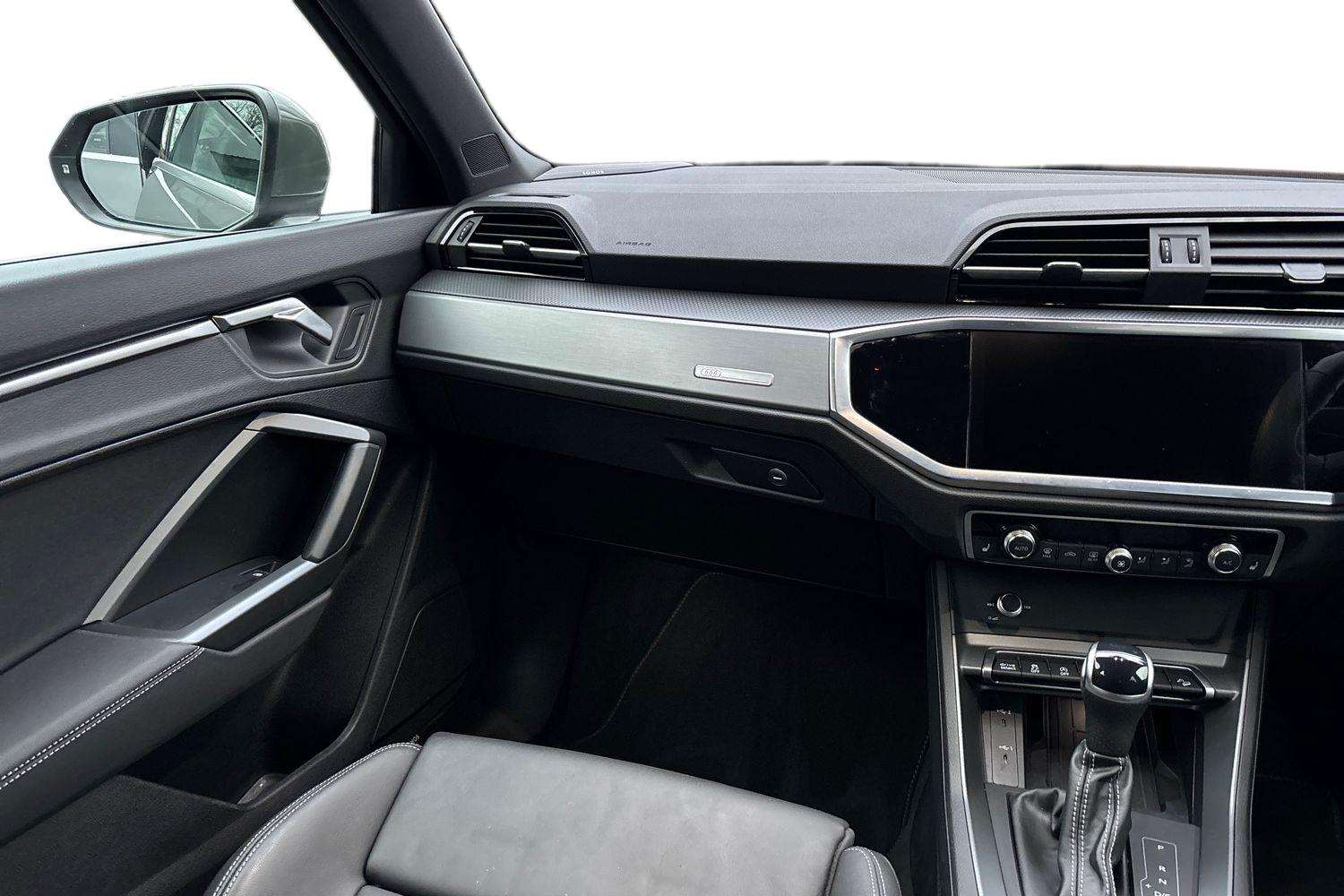 Used Audi Q3 2024 for sale - 77270131: Photo 19