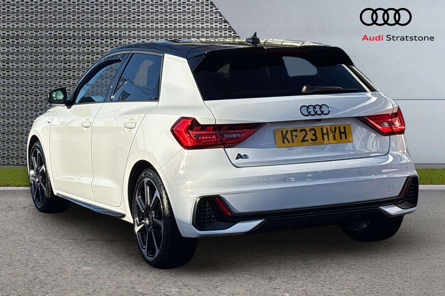 Used Audi A1 2023 for sale - 76789256: Photo 3