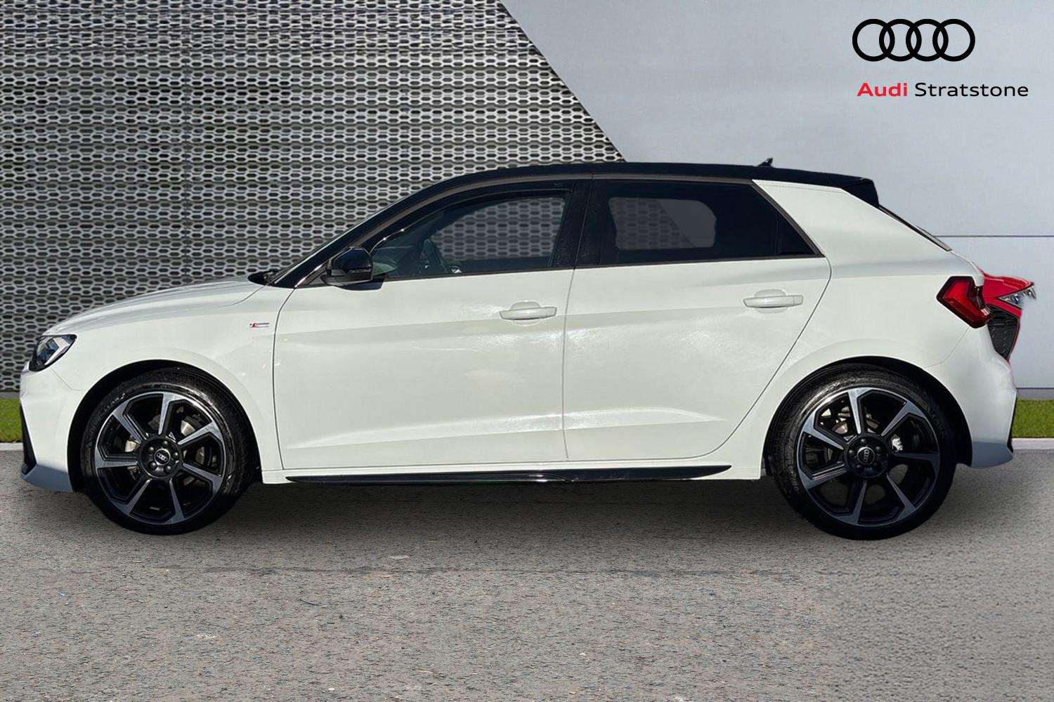 Used Audi A1 2023 for sale - 76789256: Photo 8